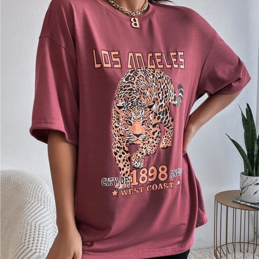 SHEIN Oversized Graphic Tee